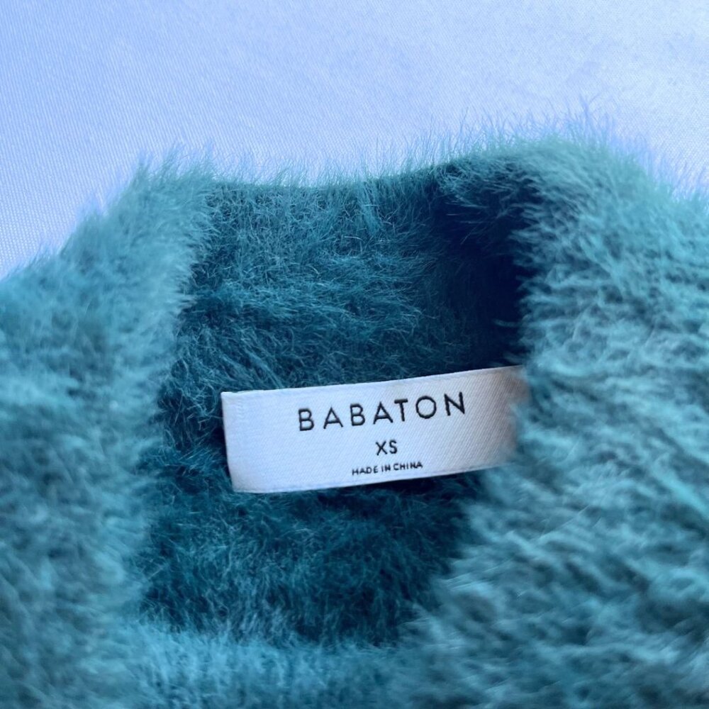 ARITZIA BABATON FUZZY KNIT DRESS IN EMERALD GREEN ARTICLE 80071 - XS - Picture 5 of 9